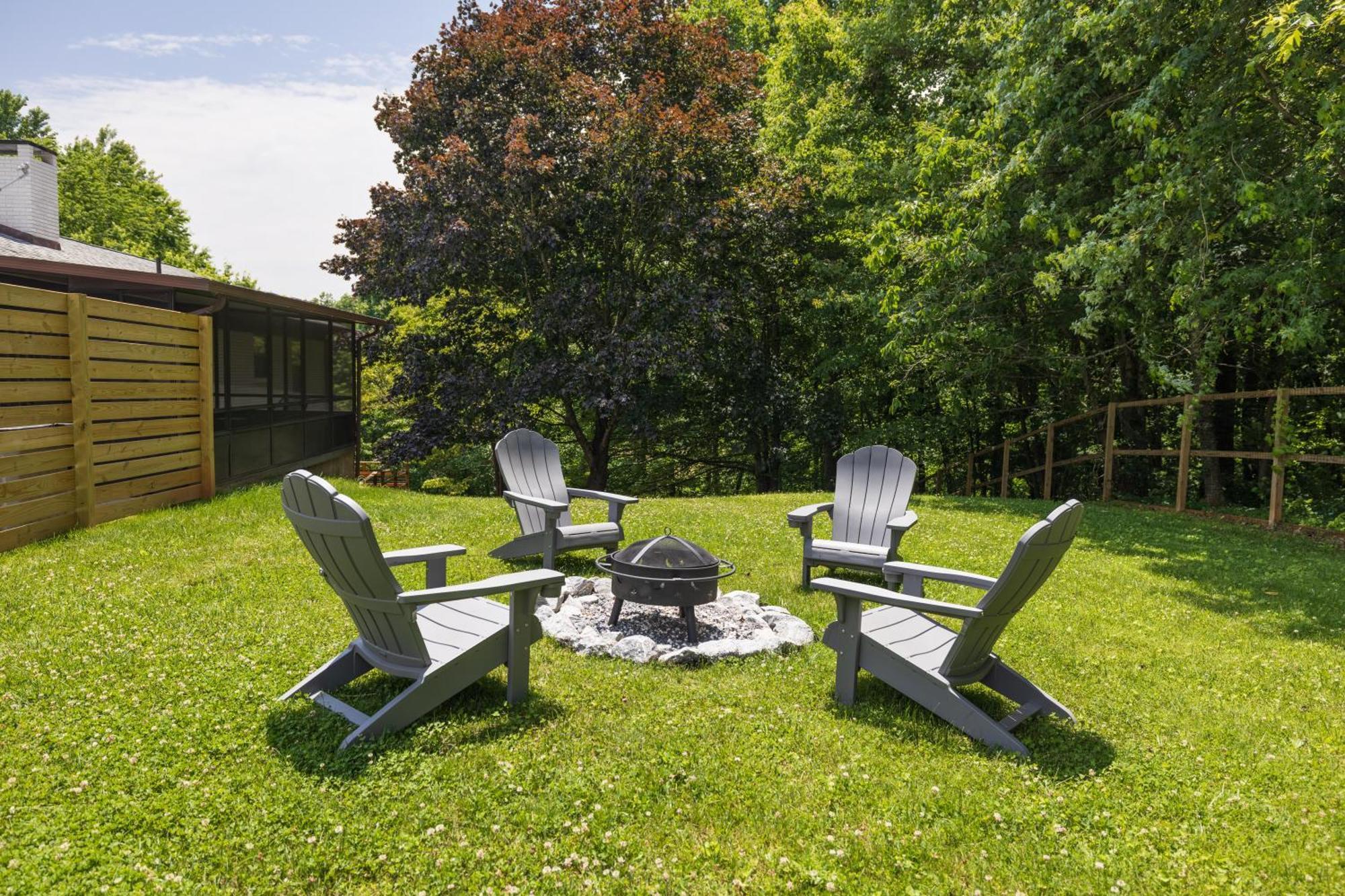 Mid-Century Modern Impeccable Remodel With Hot Tub Villa Asheville Eksteriør bilde