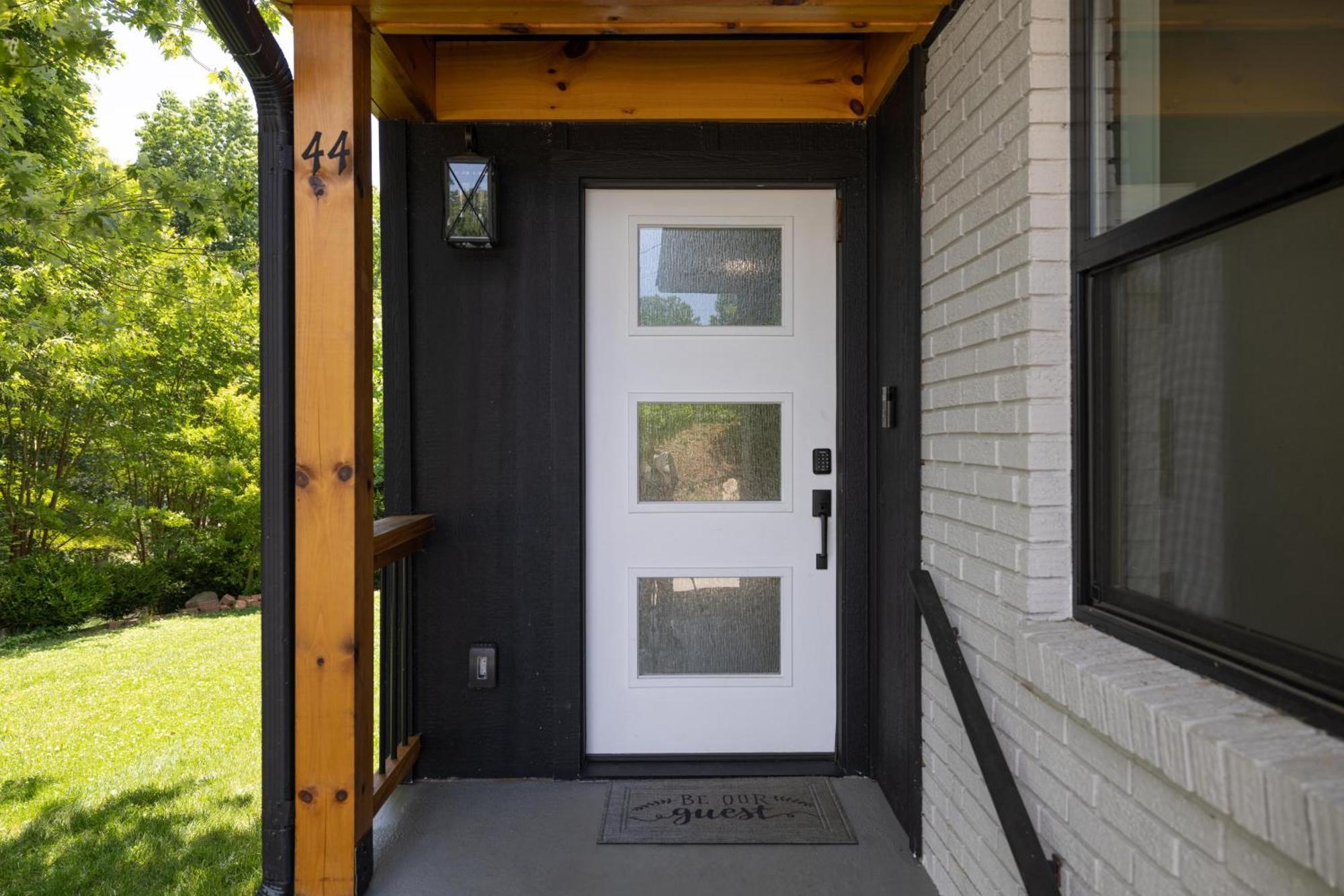 Mid-Century Modern Impeccable Remodel With Hot Tub Villa Asheville Eksteriør bilde